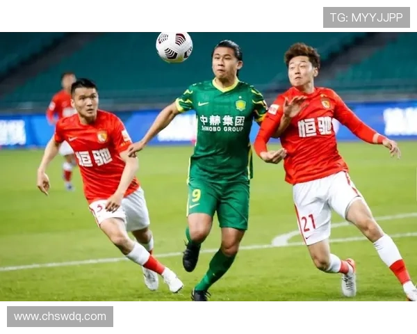 杭州足球队以50分领跑大师赛积分榜展现强劲实力